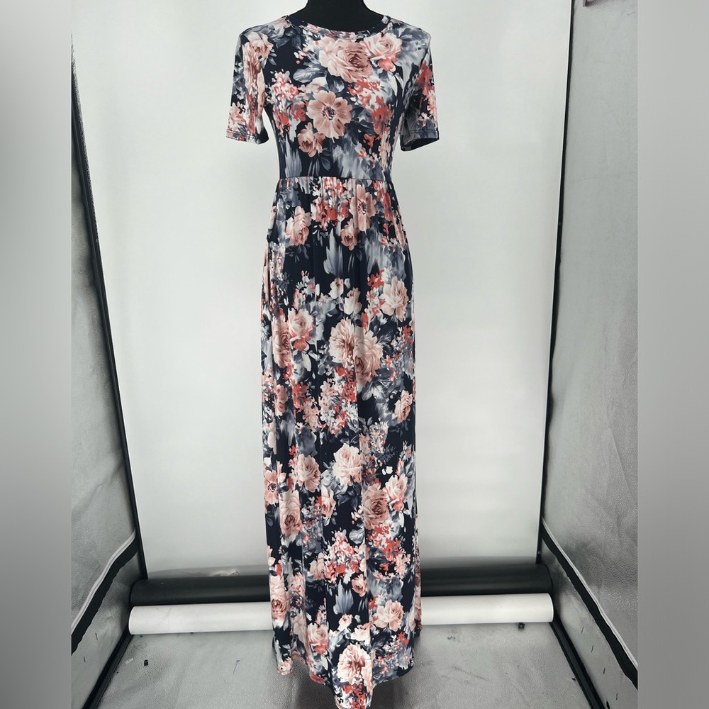 PINKBLUSH FLORAL MAXI DRESS